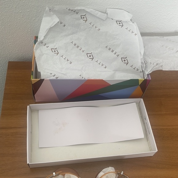 Nwt Katy Perry’s Nugget 🐶 The Geli Sandal Size 9 with box - Picture 6 of 6